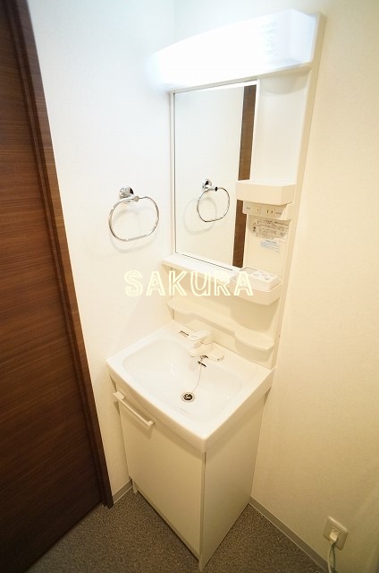 洗面設備　忙しい朝には欠かせない洗面所です♪