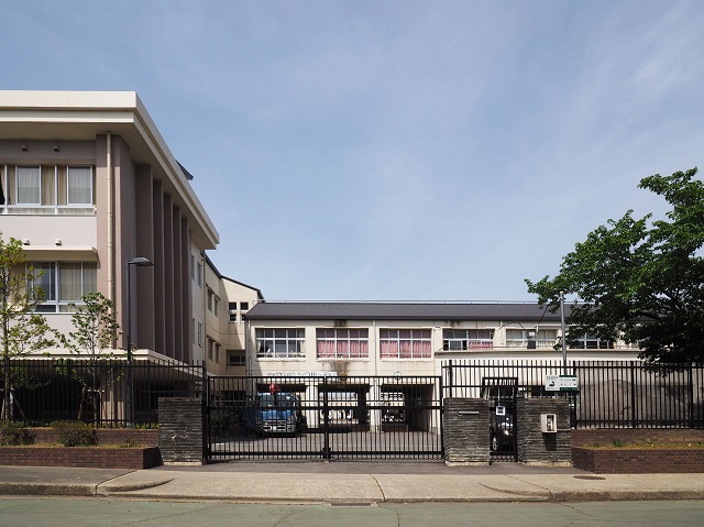 小学校　神戸市立伊川谷小学校（小学校）まで1410m