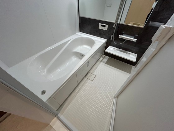 バス・シャワールーム　※別部屋の写真です
