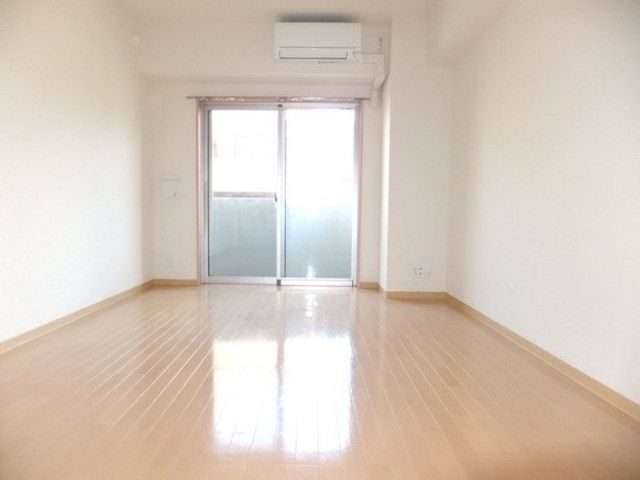 その他部屋・スペース　★広々洋室★