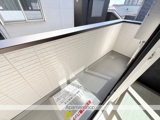 地下鉄東山線 本陣駅 徒歩4分 3階建 築1年の内装写真