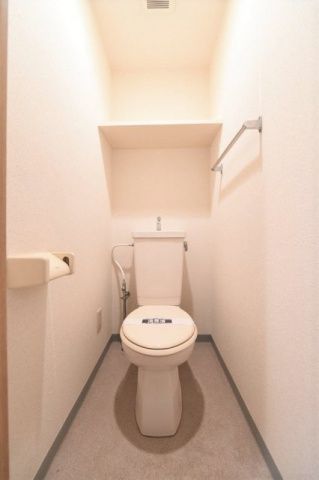 トイレ　（別タイプ参考写真）スカイコート池袋東口　豊島区南池袋2