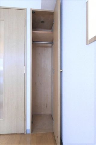 収納　（別タイプ参考写真）スカイコート池袋東口　豊島区南池袋2