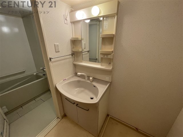 洗面設備　洗髪洗面化粧台付き♪