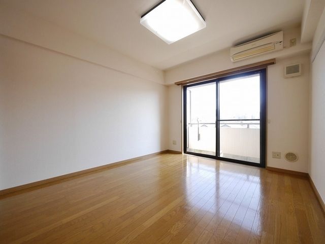 居室・リビング　★お部屋探しは株式会社タウンハウジング東京まで★