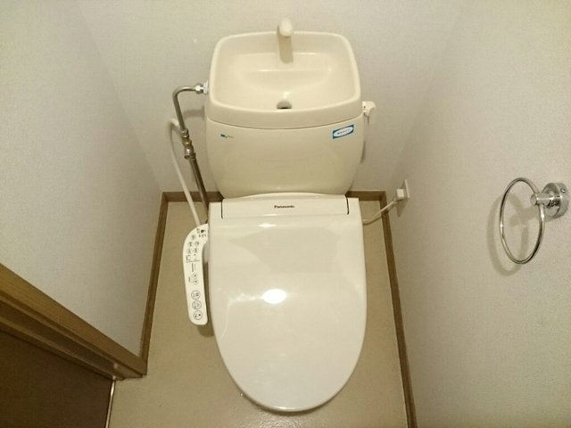 トイレ　シンプルで使いやすいトイレです