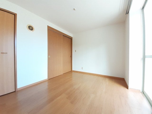 その他部屋・スペース　明るい色調の室内です
