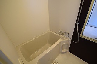 バス・シャワールーム　別部屋参考写真