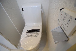トイレ　別部屋参考写真