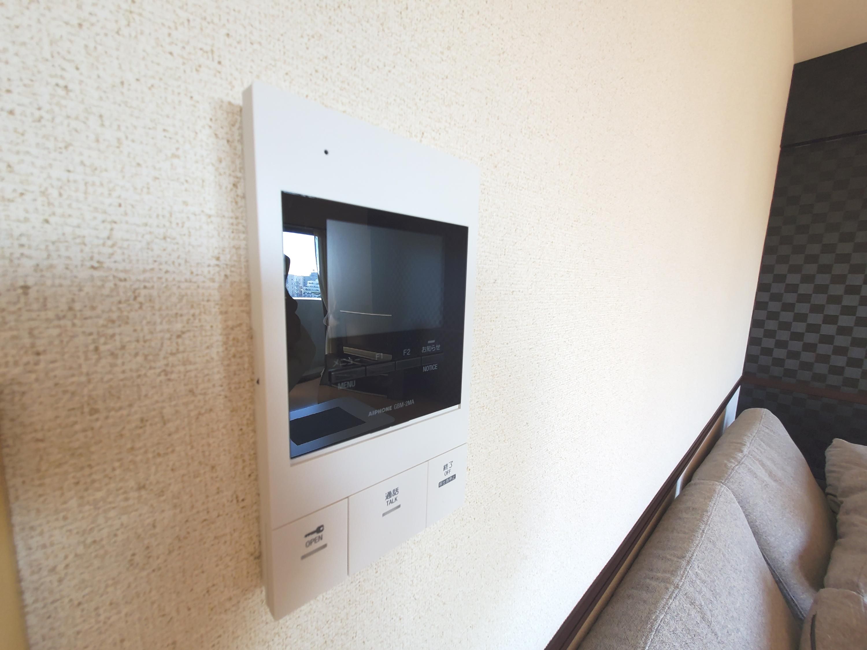 セキュリティ　※別部屋の参考写真となります。