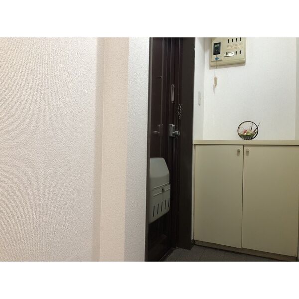 玄関　別室の参考写真です。※現況優先