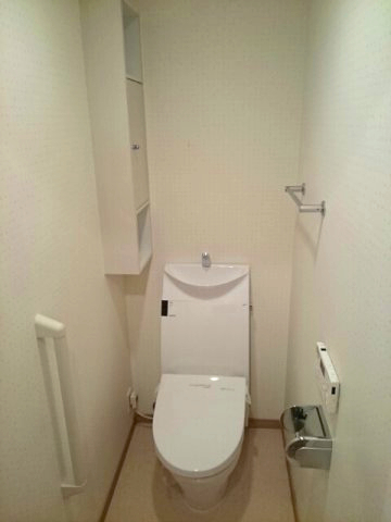 トイレ　コンパクトで使いやすいトイレです