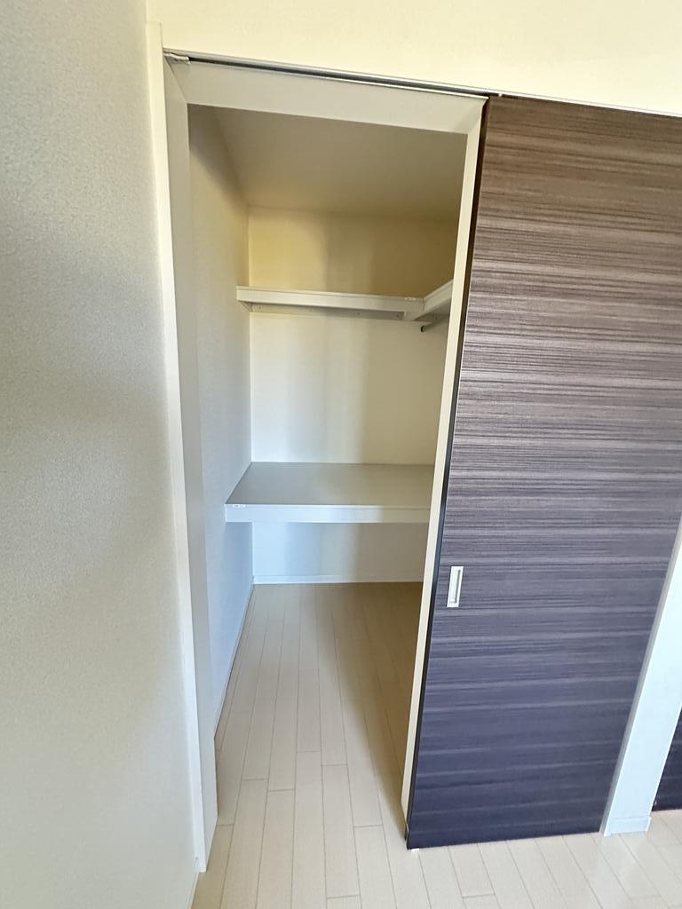 収納　ウォークインクローゼット