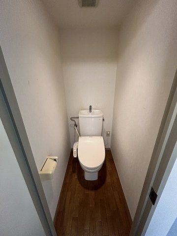 トイレ　同間取り別室参考写真