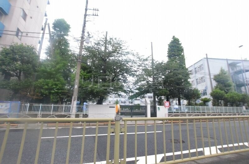 中学校　浜川中学校（中学校）まで1046m