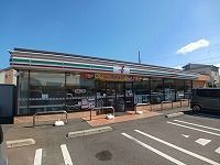 コンビニ　セブンイレブン太田下町店さん（コンビニ）まで700m