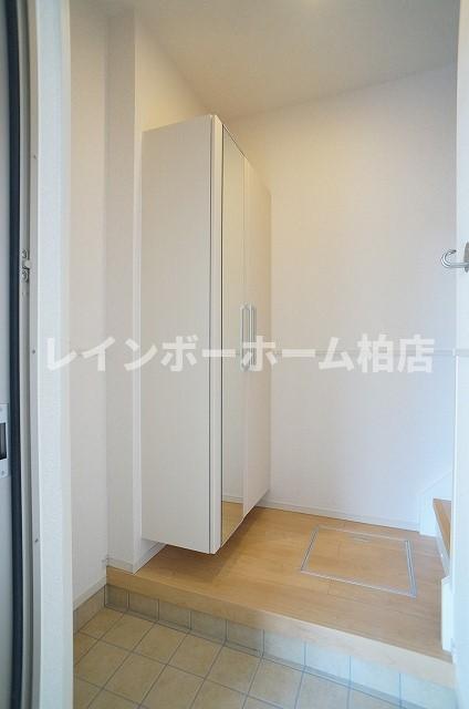 玄関　明るい玄関です