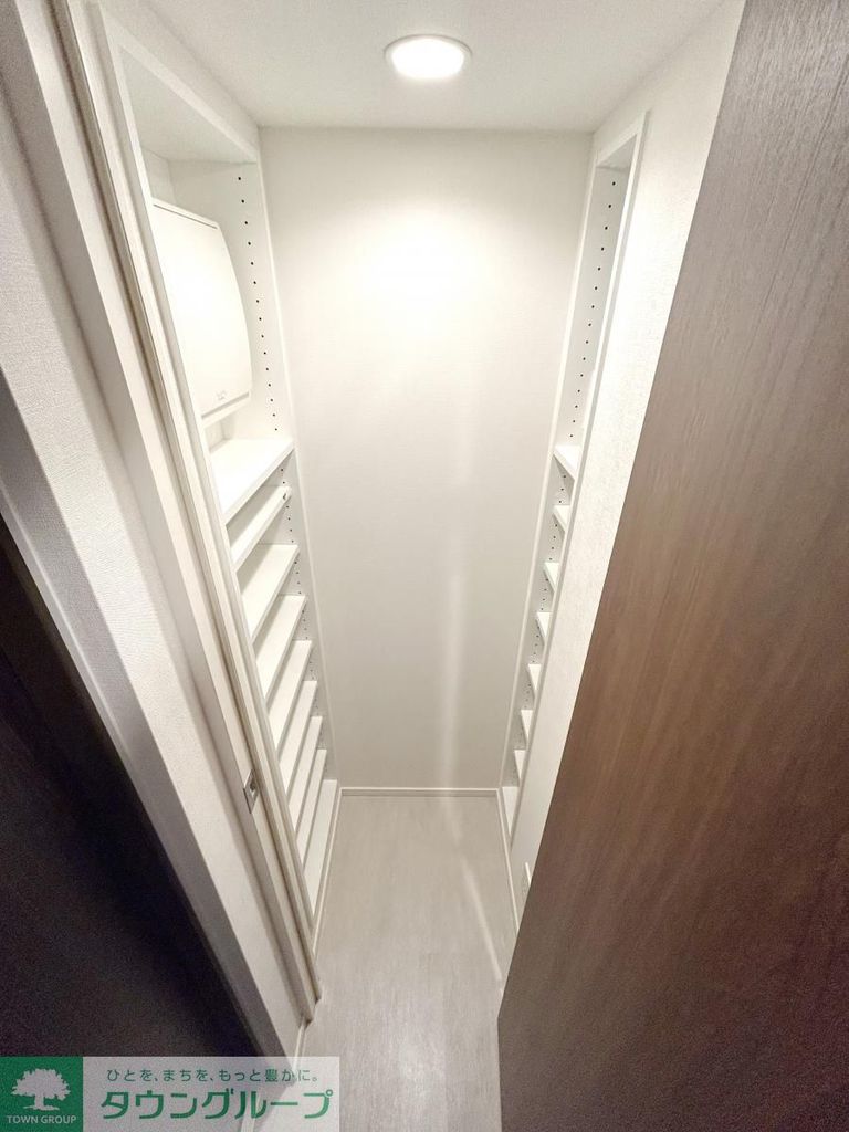 収納　設備