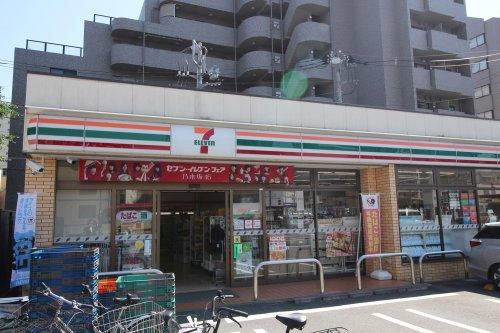 コンビニ　セブンイレブン新宿下落合駅北店（コンビニ）まで186m