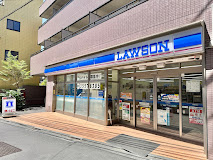 コンビニ　ローソン江古田駅北口店（コンビニ）まで6m