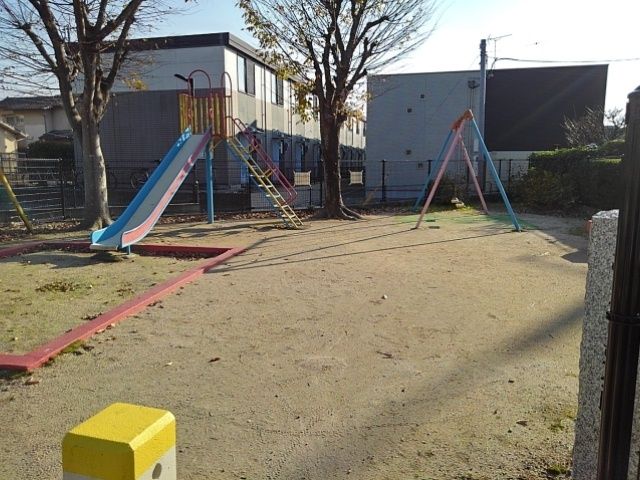公園　あじさい東公園（公園）まで70m