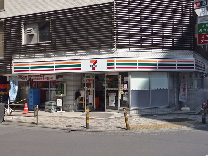 コンビニ　セブンイレブン恵比寿駅前店（コンビニ）まで73m