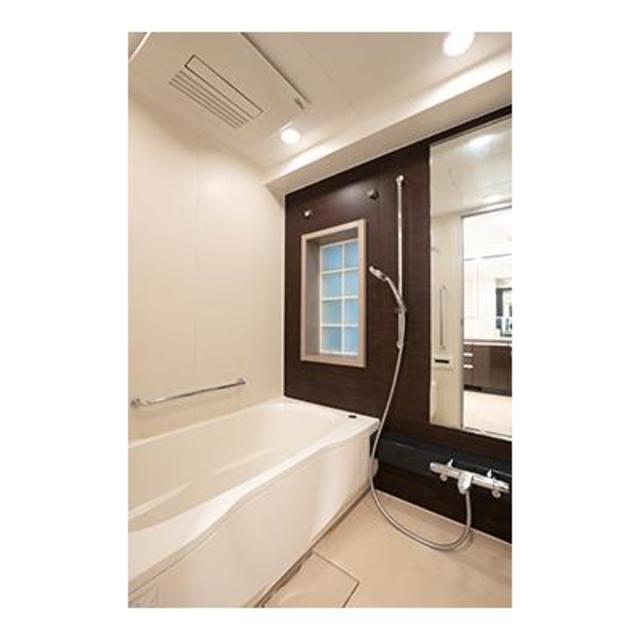 バス・シャワールーム　※写真は同タイプ住戸です。