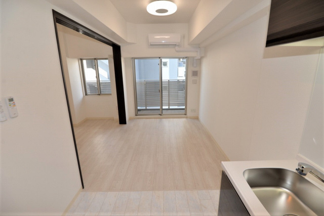 居室・リビング　写真は同マンションの別のお部屋のものです