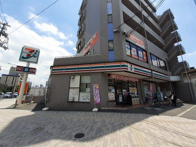 コンビニ　セブンイレブン昭和町店（コンビニ）まで700m