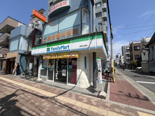 コンビニ　ファミリーマート 都島北通店（コンビニ）まで1m