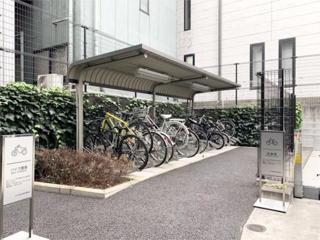 駐車場　■集合ポスト■宅配ＢＯＸ■駐輪場■常時ゴミ出し可能