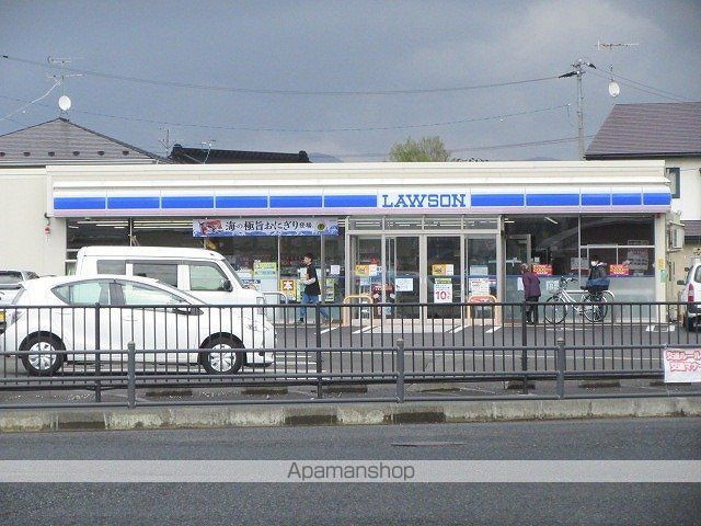 コンビニ　ローソン（コンビニ）まで907m