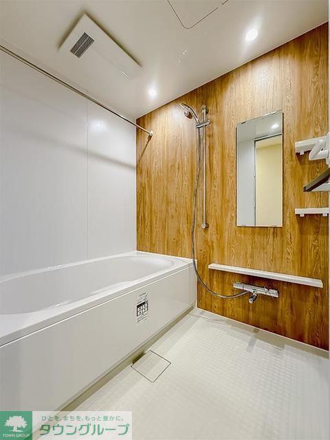 バス・シャワールーム　※写真は同タイプ住戸です。