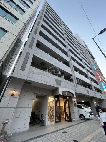 建物外観　エスリード難波駅前　おしゃれなエントランス