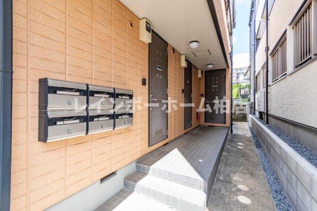 ロビー　建物の内部です