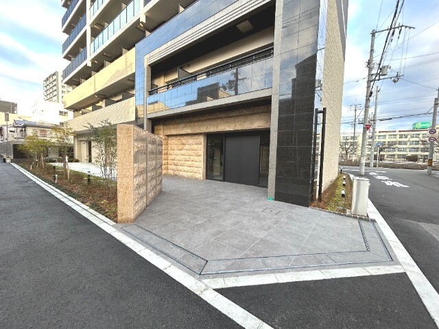 エントランス　お帰りなさいませ。
