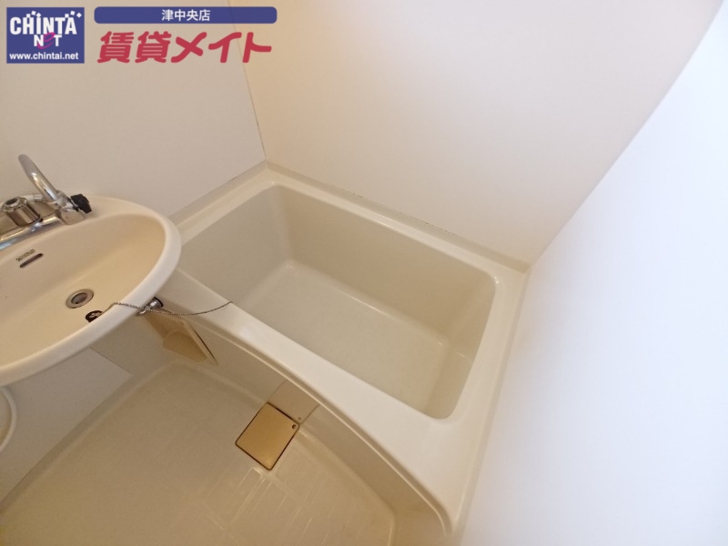 バス・シャワールーム　別部屋画像参考