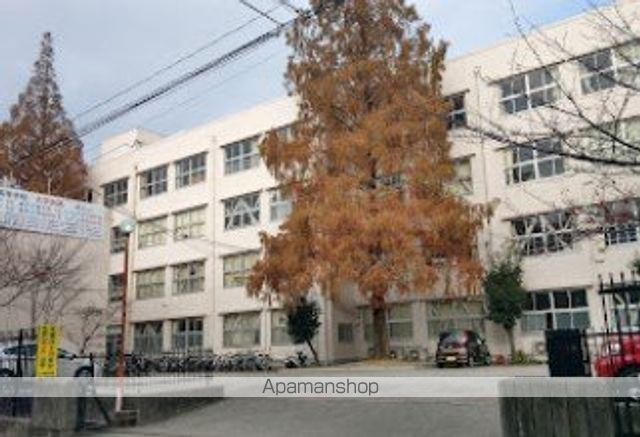 高校・高専　平松学園大分東明高等学校（高校・高専）まで352m