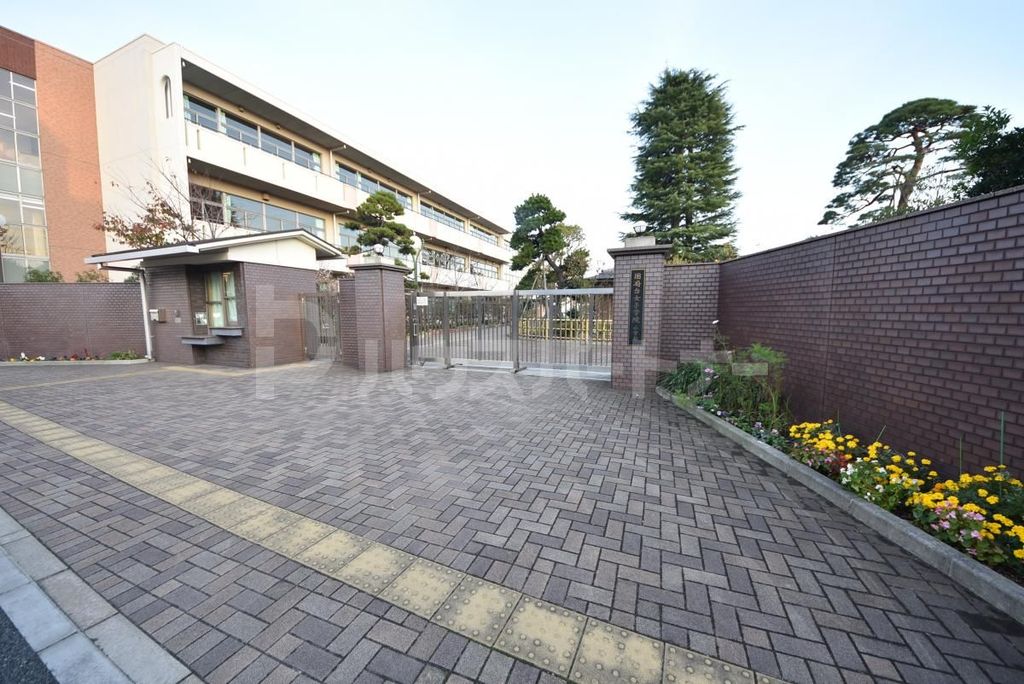 小学校　私立国府台女子学院小学部（小学校）まで580m