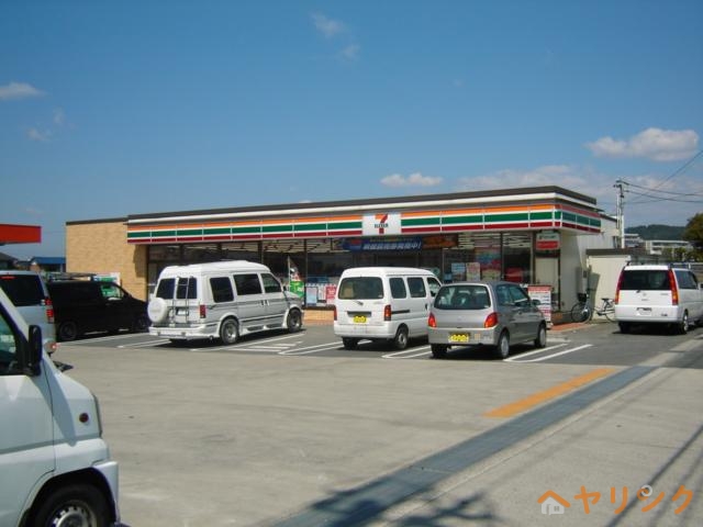 コンビニ　セブンイレブン名古屋上志段味店（コンビニ）まで1001m