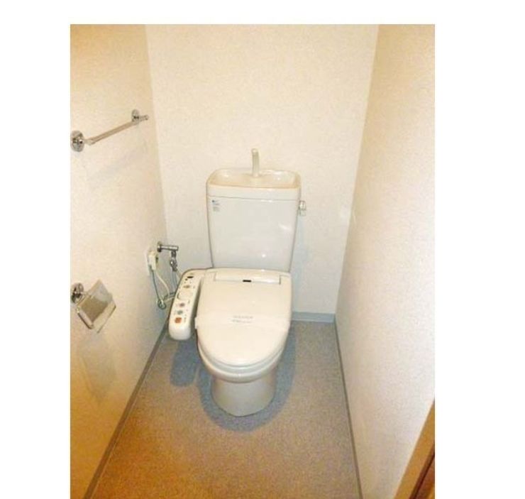 トイレ　シンプルで使いやすいトイレです