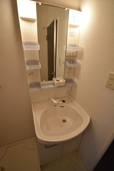 洗面設備　※同物件別室※