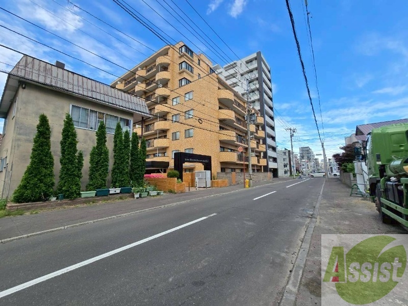 その他　前面道路、建物周り等