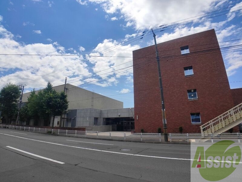 小学校　札幌市立円山小学校（小学校）まで568m