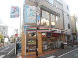 コンビニ　セブンイレブン世田谷下高井戸店（コンビニ）まで252m