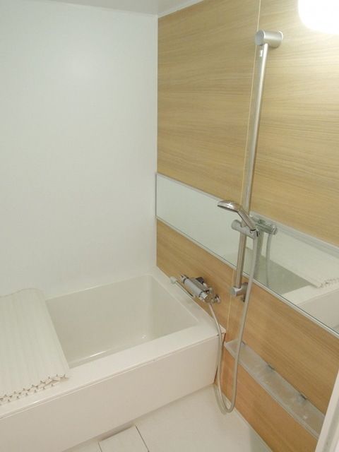 バス・シャワールーム　別部屋参考写真