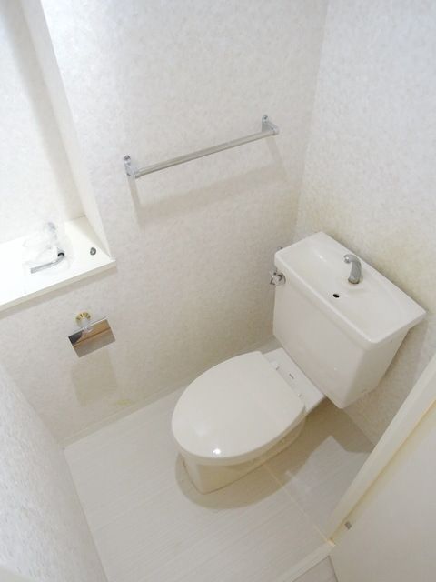 トイレ　別部屋参考写真