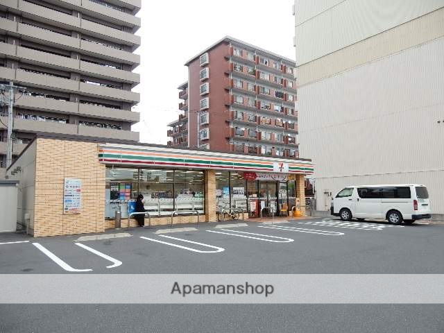 コンビニ　セブンイレブン　厚生町東店（コンビニ）まで100m