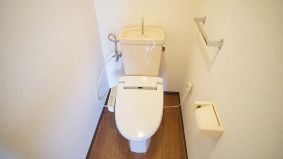 トイレ　シャワー付きトイレ