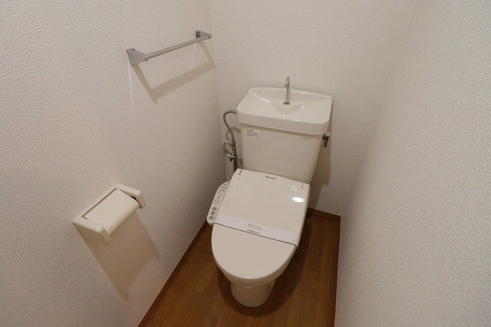 トイレ　トイレ